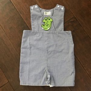 Cute alligator appliqué romper/jumpsuit